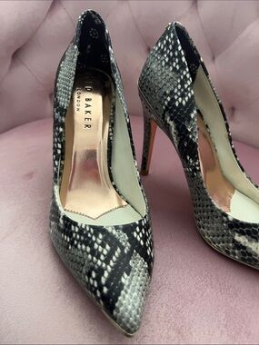 Ted Baker London Snake-Print Pointed Stiletto Pumps - Black & Gray